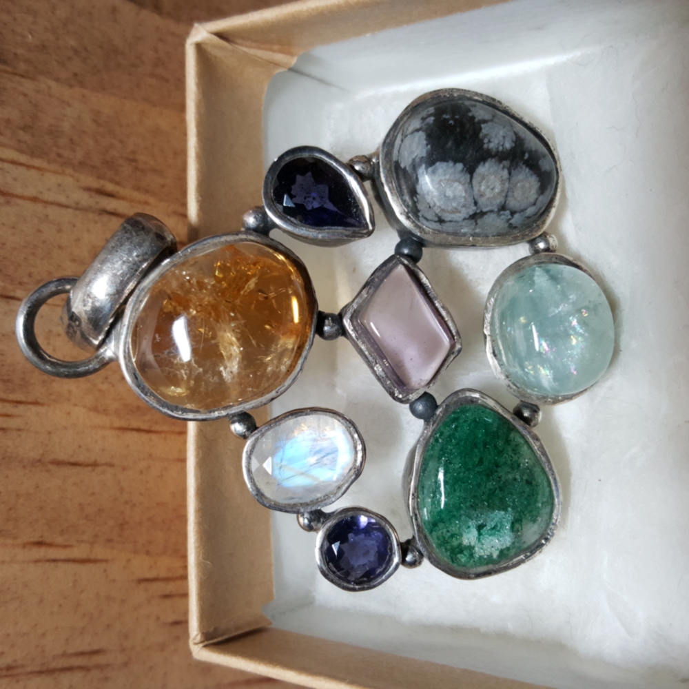 Multi-gemstone Pendant - Picture 2 of 5